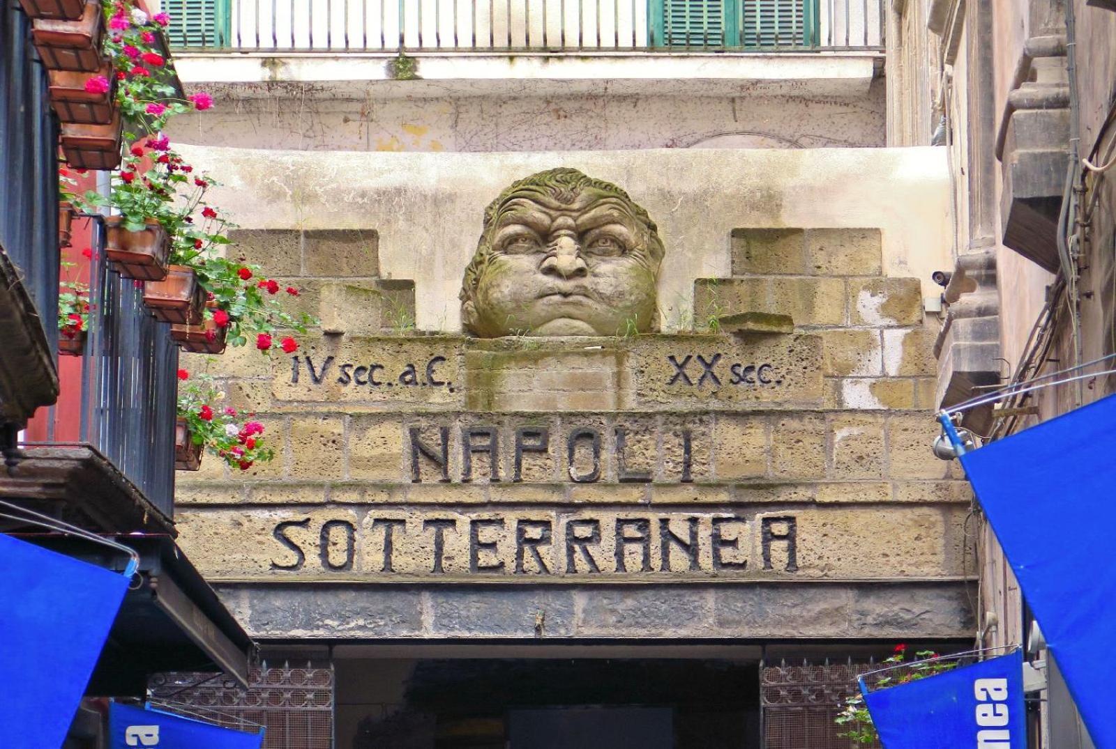 Dory'S Room Camera Nel Cuore Di Napoli Nápoles Exterior foto