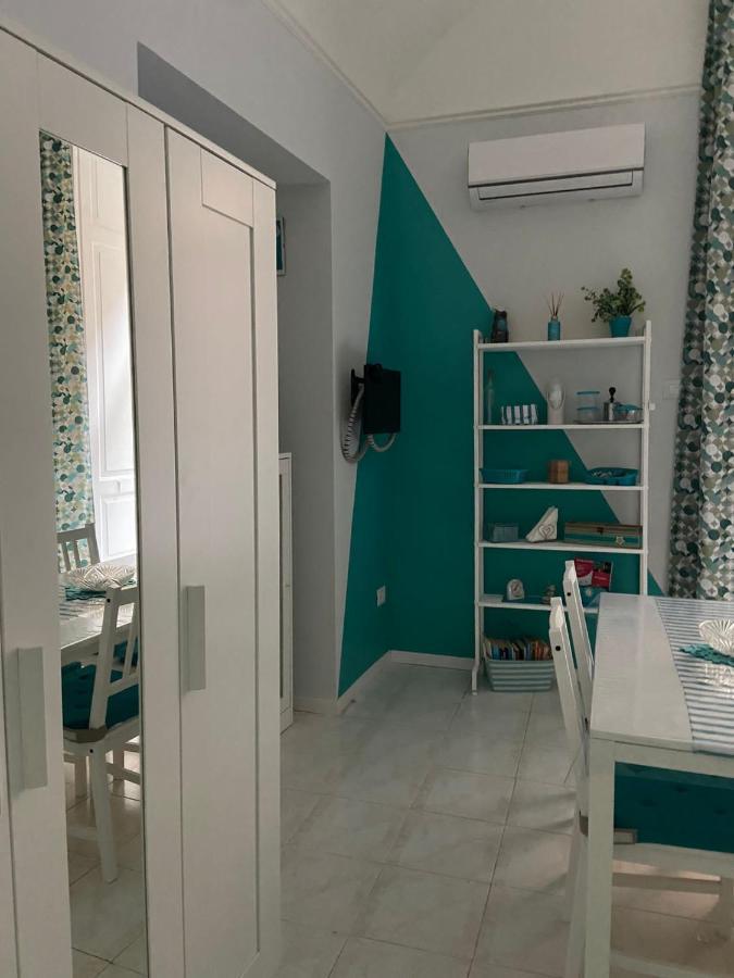 Dory'S Room Camera Nel Cuore Di Napoli Nápoles Exterior foto