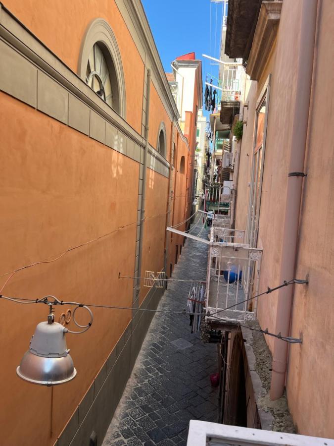 Dory'S Room Camera Nel Cuore Di Napoli Nápoles Exterior foto
